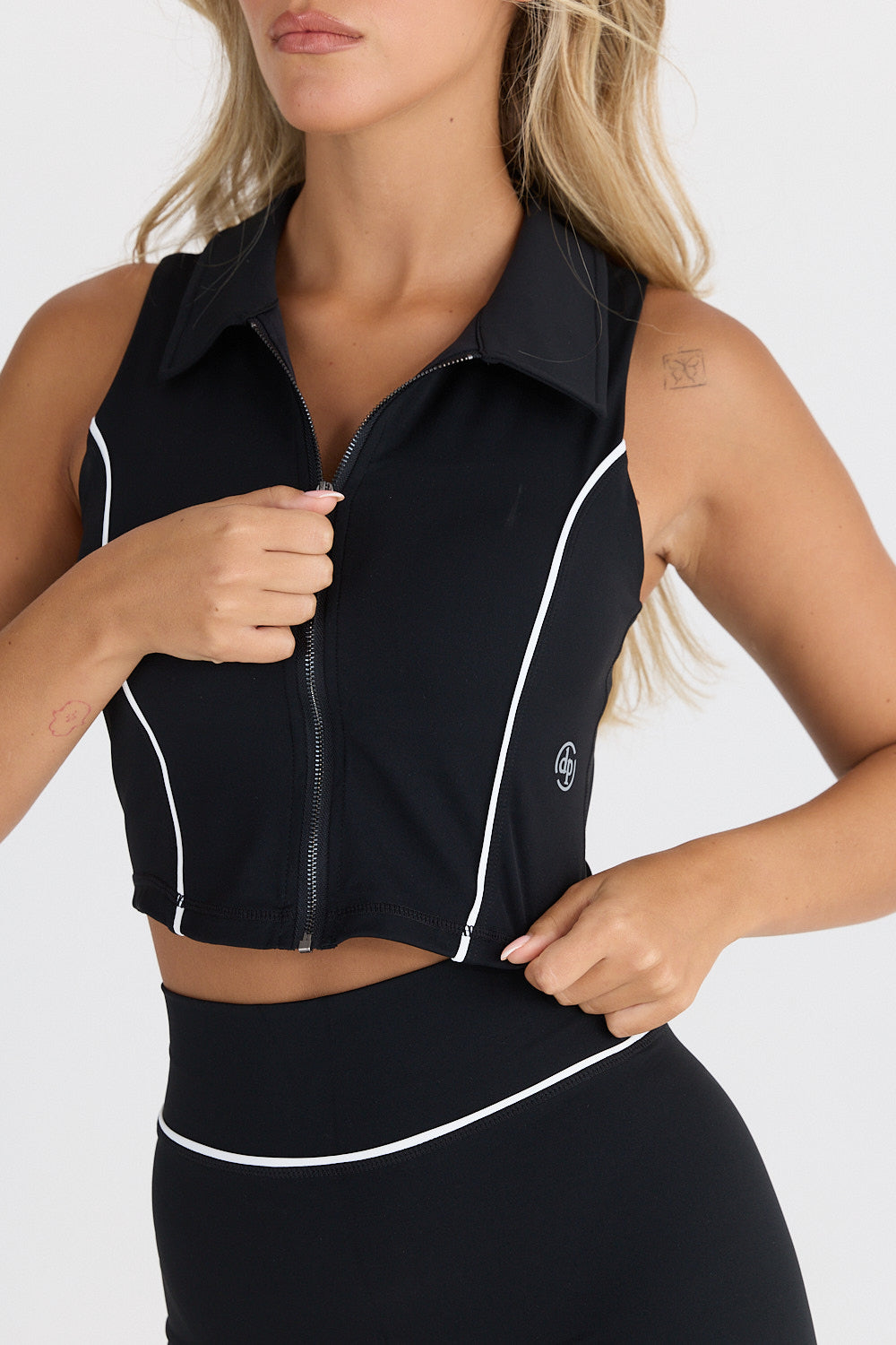 Black Edition טופ סגירה