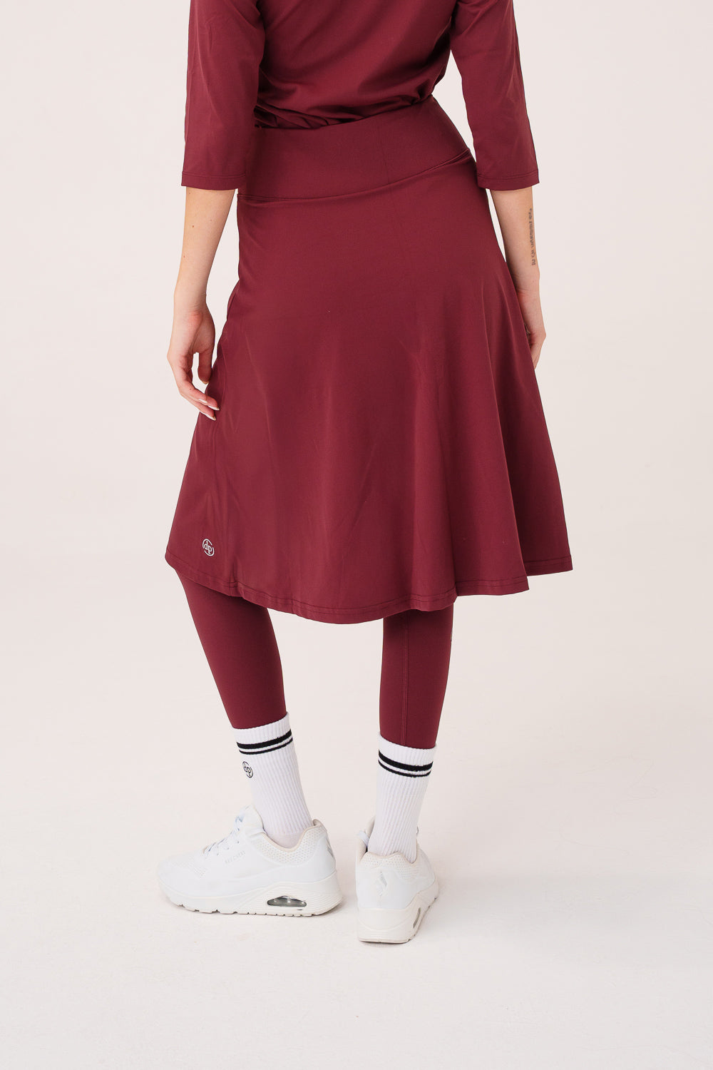 טייץ חצאית מתחת לברך MODEST SKIRTED LONG