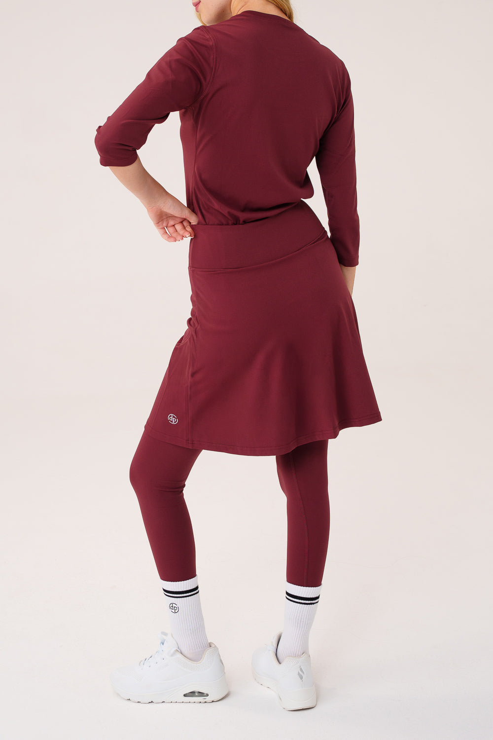 טייץ חצאית מעל הברך MODEST SKIRTED
