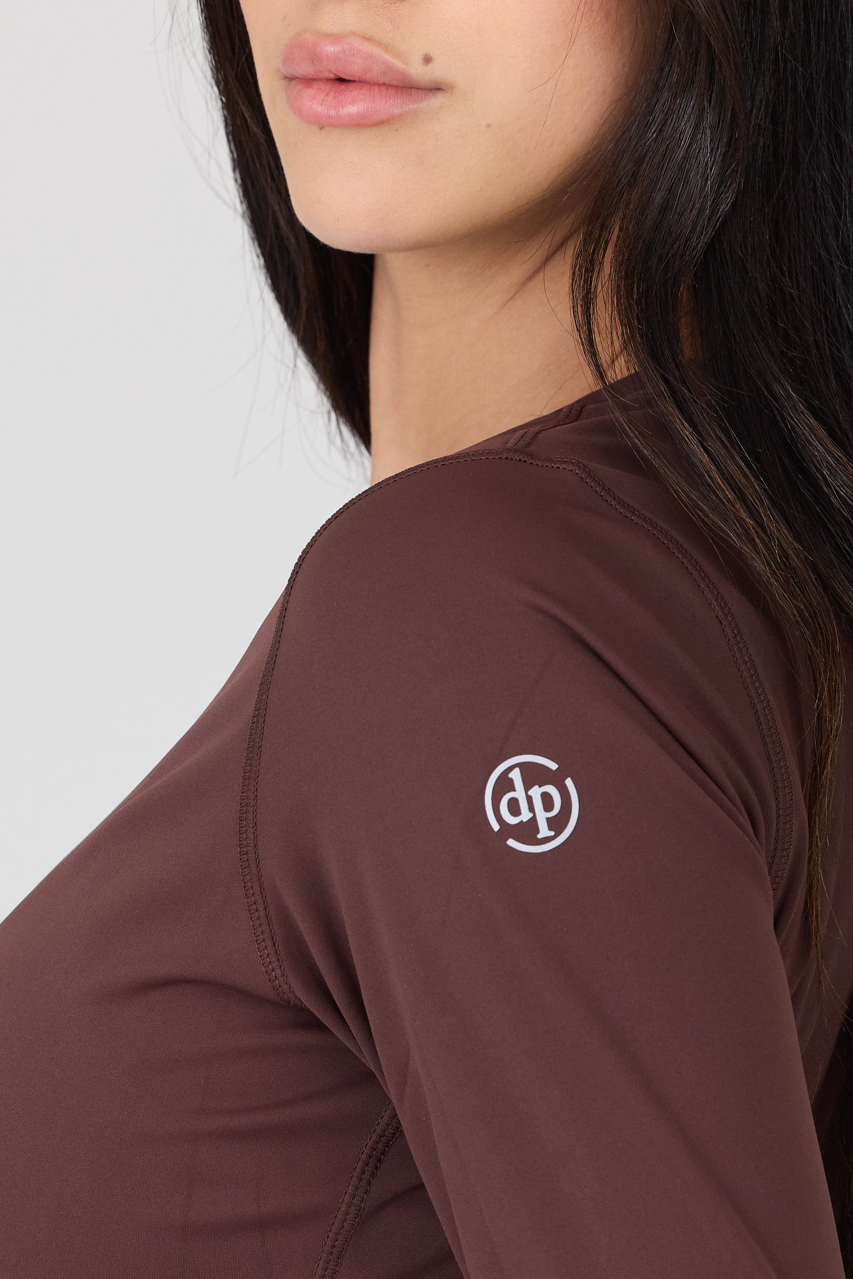 חולצת ספורט שליש MODEST SHIRT