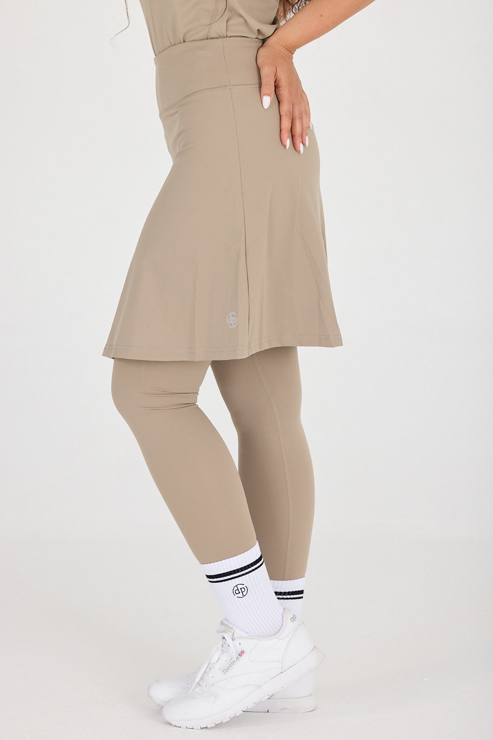 טייץ חצאית מעל הברך MODEST SKIRTED