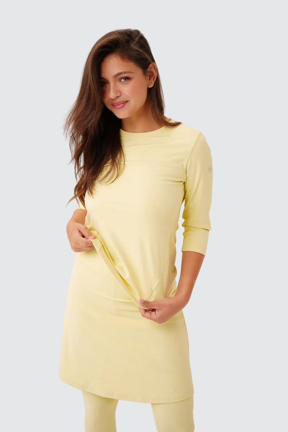 MODEST ACTIVEWEAR SHIRT