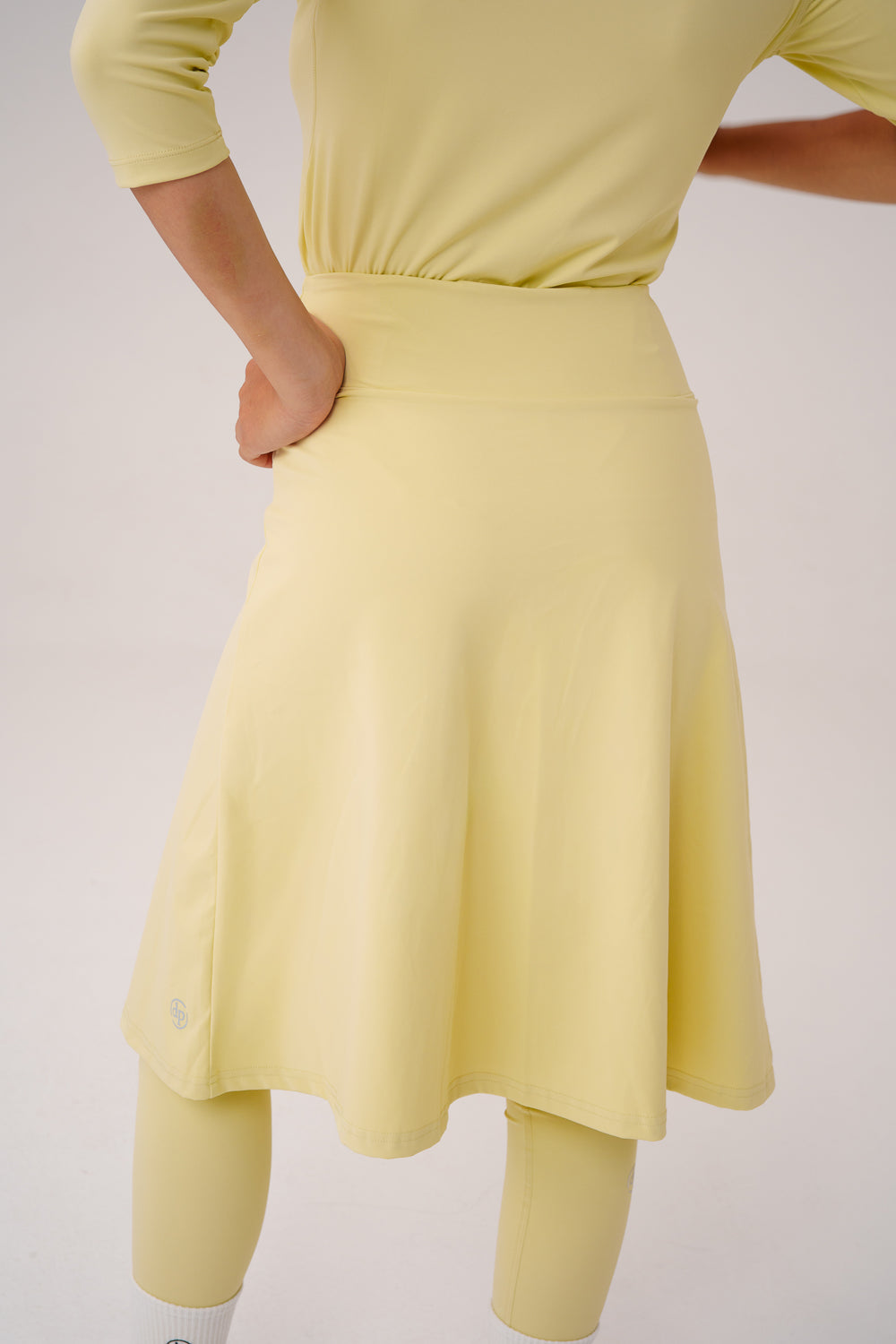 טייץ חצאית מתחת לברך MODEST SKIRTED LONG