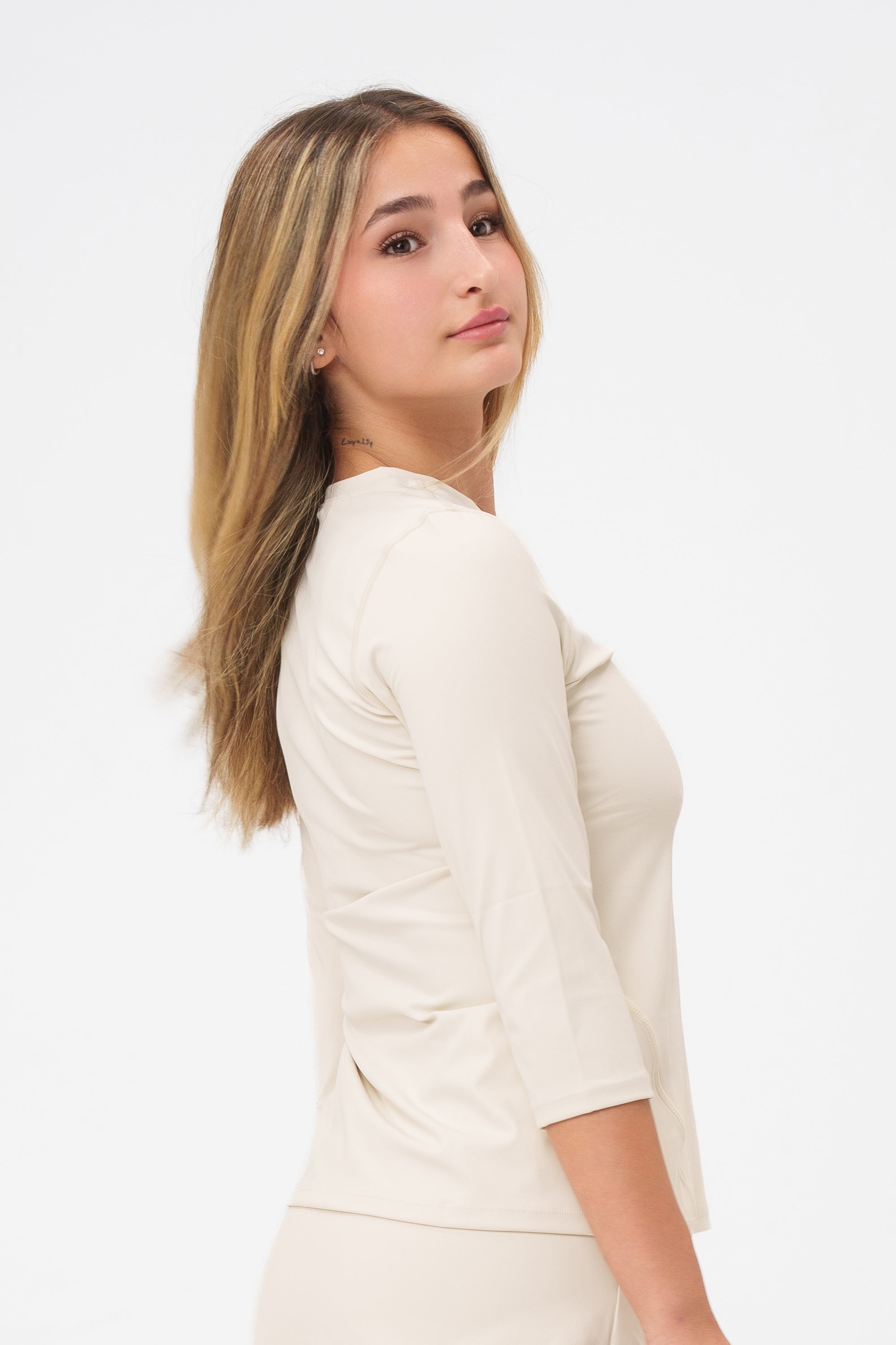חולצת ספורט שליש MODEST SHIRT