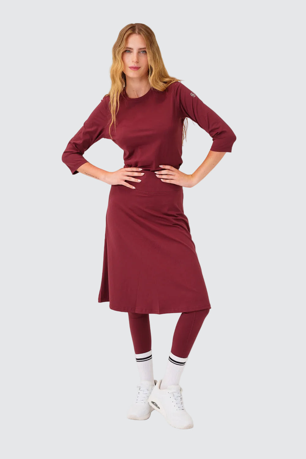 חצאית ספורט צנועה MODEST ACTIVEWEAR