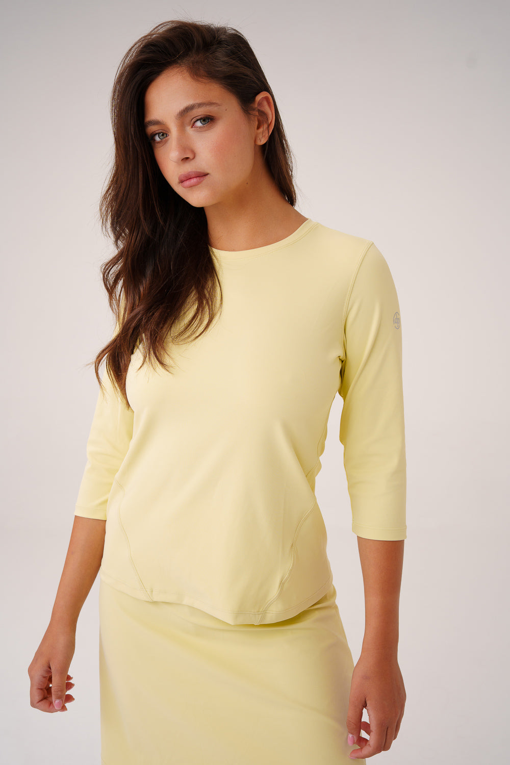 חולצת ספורט שליש MODEST SHIRT